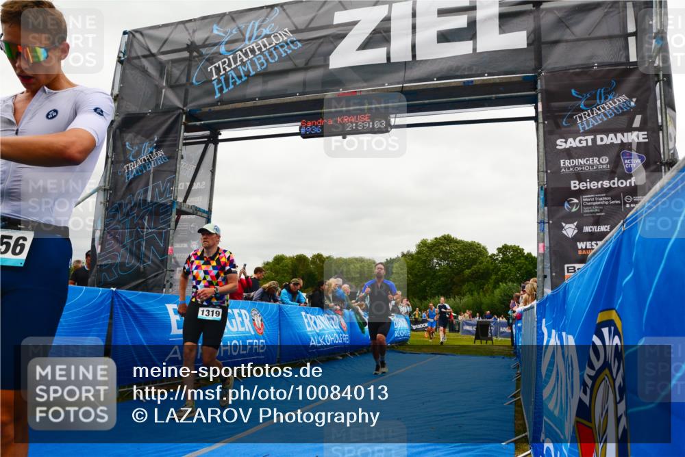 30.08.2026 - Elbe Triathlon Hamburg LAZAROV Photography http://msf.ph/oto/10084013 30.08.2026 11:39:11 Ziel 877, 1064, 1169, 1214, 1256, 1319, 1456 meine-sportfotos.de