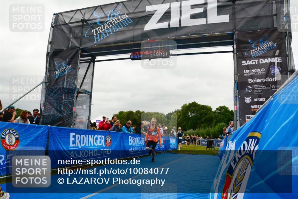30.08.2026 - Elbe Triathlon Hamburg LAZAROV Photography http://msf.ph/oto/10084077 30.08.2026 11:39:41 Ziel 802, 812, 979, 1146, 1247, 1277 meine-sportfotos.de