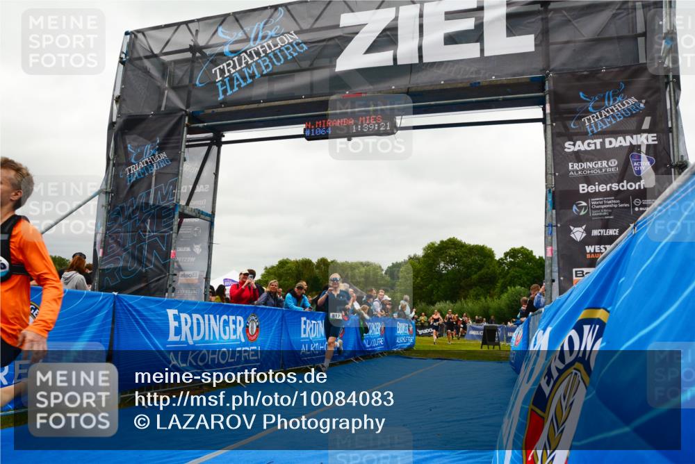 30.08.2026 - Elbe Triathlon Hamburg LAZAROV Photography http://msf.ph/oto/10084083 30.08.2026 11:39:42 Ziel 802, 812, 979, 1146, 1247, 1277 meine-sportfotos.de