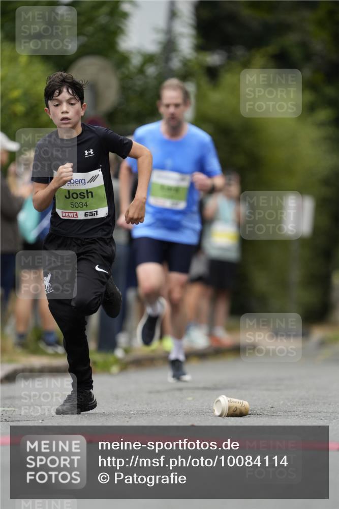 30.08.2026 - Blankeneser Heldenlauf Patografie http://msf.ph/oto/10084114 30.08.2026 10:22:29 Ziel 5034, 5039, 5230, 5362 meine-sportfotos.de