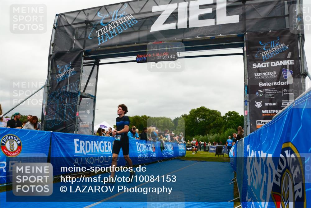 30.08.2026 - Elbe Triathlon Hamburg LAZAROV Photography http://msf.ph/oto/10084153 30.08.2026 11:39:55 Ziel 657, 697, 742, 871, 1268, 1371 meine-sportfotos.de