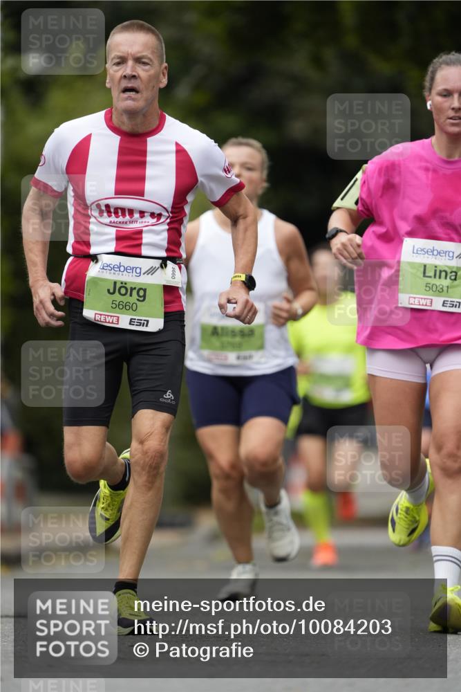 30.08.2026 - Blankeneser Heldenlauf Patografie http://msf.ph/oto/10084203 30.08.2026 10:23:29 Ziel 5031, 5142, 5185, 5259, 5659, 5660, 5769 meine-sportfotos.de