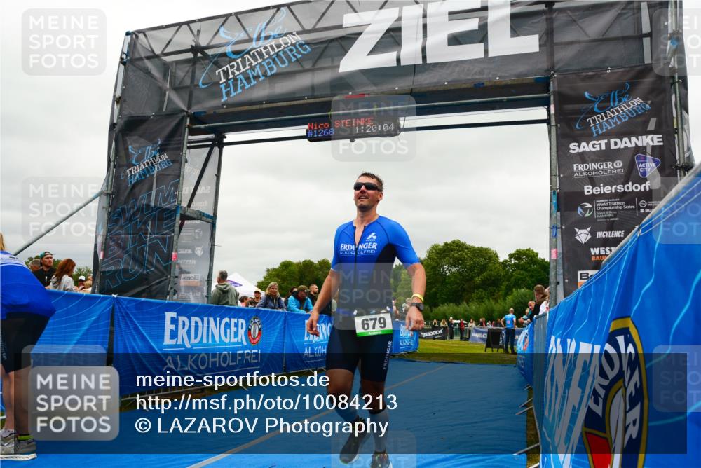 30.08.2026 - Elbe Triathlon Hamburg LAZAROV Photography http://msf.ph/oto/10084213 30.08.2026 11:40:22 Ziel 679, 1269 meine-sportfotos.de