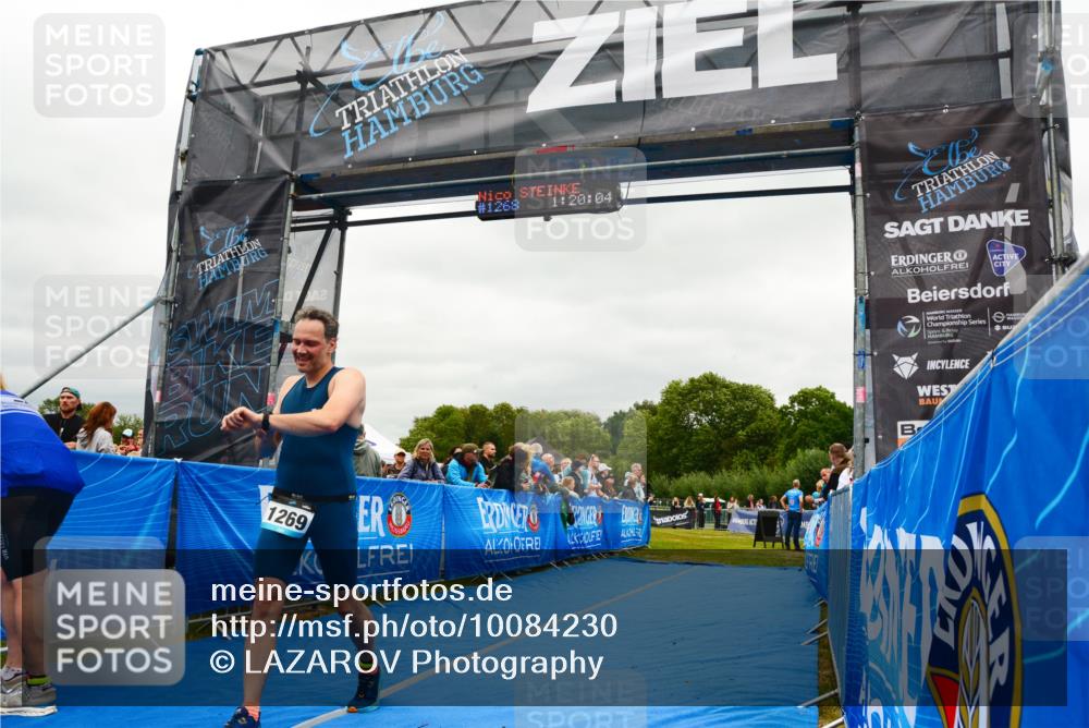 30.08.2026 - Elbe Triathlon Hamburg LAZAROV Photography http://msf.ph/oto/10084230 30.08.2026 11:40:24 Ziel 679, 1269 meine-sportfotos.de