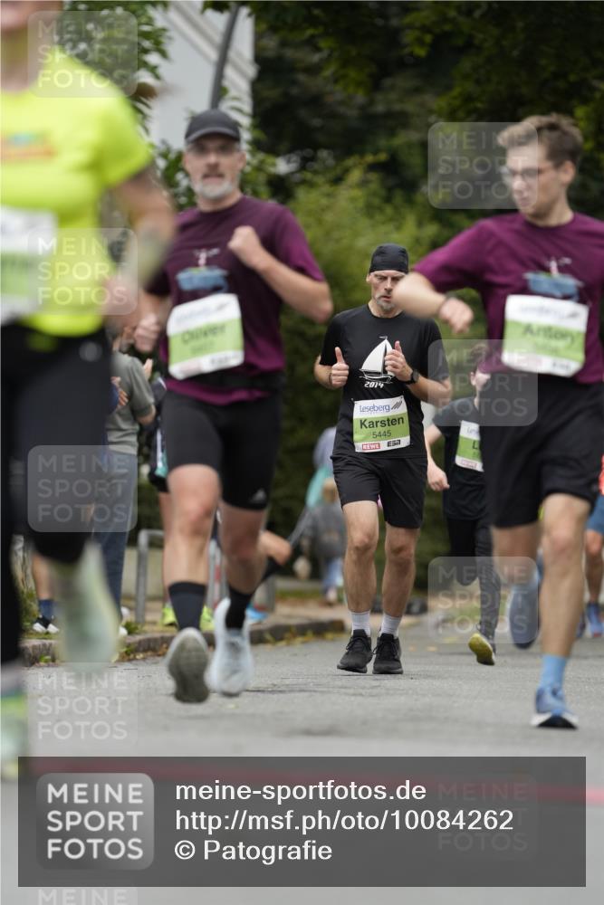 30.08.2026 - Blankeneser Heldenlauf Patografie http://msf.ph/oto/10084262 30.08.2026 10:24:08 Ziel 5333, 5405, 5438, 5456, 5457, 5522 meine-sportfotos.de