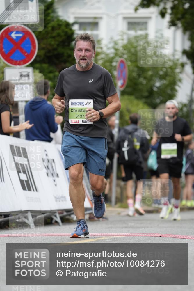 30.08.2026 - Blankeneser Heldenlauf Patografie http://msf.ph/oto/10084276 30.08.2026 10:24:21 Ziel 5008, 5137, 5309, 5445, 5521, 5689 meine-sportfotos.de