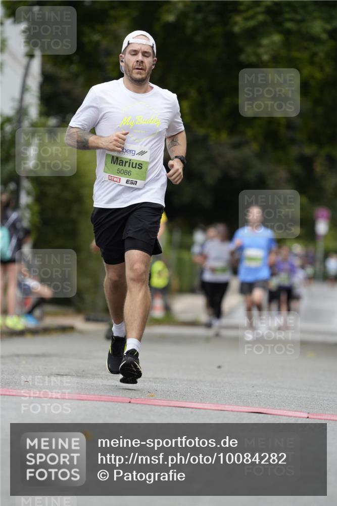 30.08.2026 - Blankeneser Heldenlauf Patografie http://msf.ph/oto/10084282 30.08.2026 10:24:27 Ziel 5008, 5086, 5137, 5309 meine-sportfotos.de
