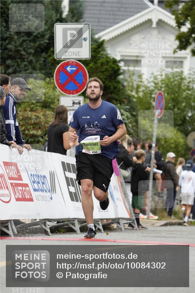 30.08.2026 - Blankeneser Heldenlauf Patografie http://msf.ph/oto/10084302 30.08.2026 10:24:42 Ziel 5028, 5172, 5173, 5443, 5809 meine-sportfotos.de