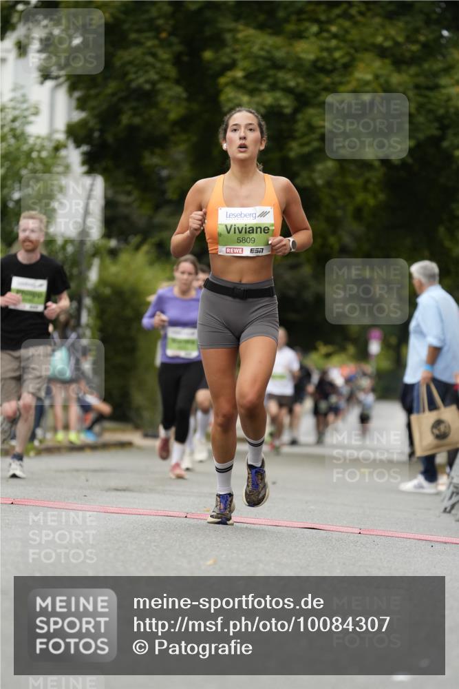 30.08.2026 - Blankeneser Heldenlauf Patografie http://msf.ph/oto/10084307 30.08.2026 10:24:44 Ziel 5011, 5028, 5172, 5173, 5443, 5690, 5809, 5871 meine-sportfotos.de