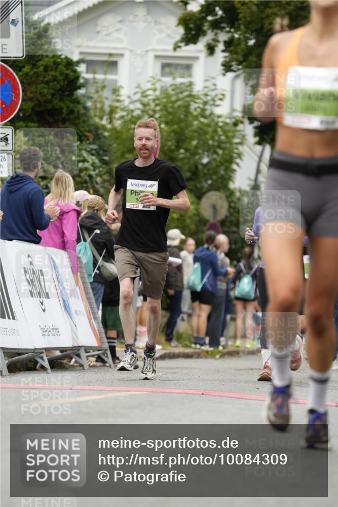 30.08.2026 - Blankeneser Heldenlauf Patografie http://msf.ph/oto/10084309 30.08.2026 10:24:46 Ziel 5011, 5172, 5173, 5690, 5809, 5871 meine-sportfotos.de