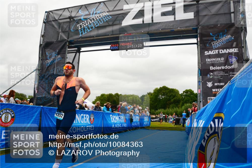 30.08.2026 - Elbe Triathlon Hamburg LAZAROV Photography http://msf.ph/oto/10084363 30.08.2026 11:41:28 Ziel 1202, 1209 meine-sportfotos.de
