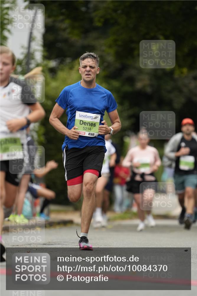 30.08.2026 - Blankeneser Heldenlauf Patografie http://msf.ph/oto/10084370 30.08.2026 10:25:22 Ziel 5210, 5214, 5619, 5625, 5634 meine-sportfotos.de