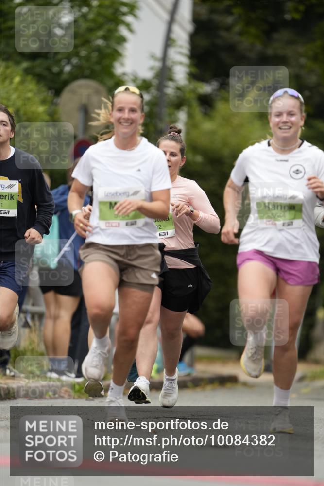 30.08.2026 - Blankeneser Heldenlauf Patografie http://msf.ph/oto/10084382 30.08.2026 10:25:28 Ziel 5192, 5210, 5214, 5497, 5588, 5590, 5591, 5634, 5644, 5734, 5870 meine-sportfotos.de
