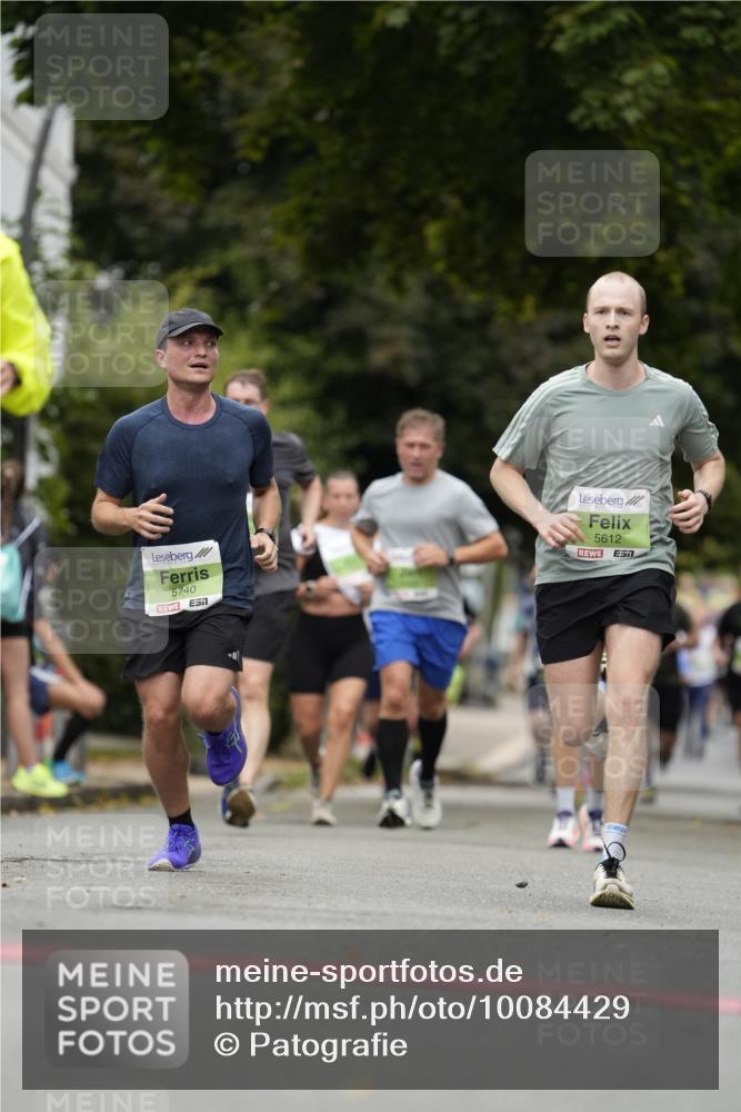 30.08.2026 - Blankeneser Heldenlauf Patografie http://msf.ph/oto/10084429 30.08.2026 10:25:55 Ziel 5491, 5612, 5632, 5740 meine-sportfotos.de