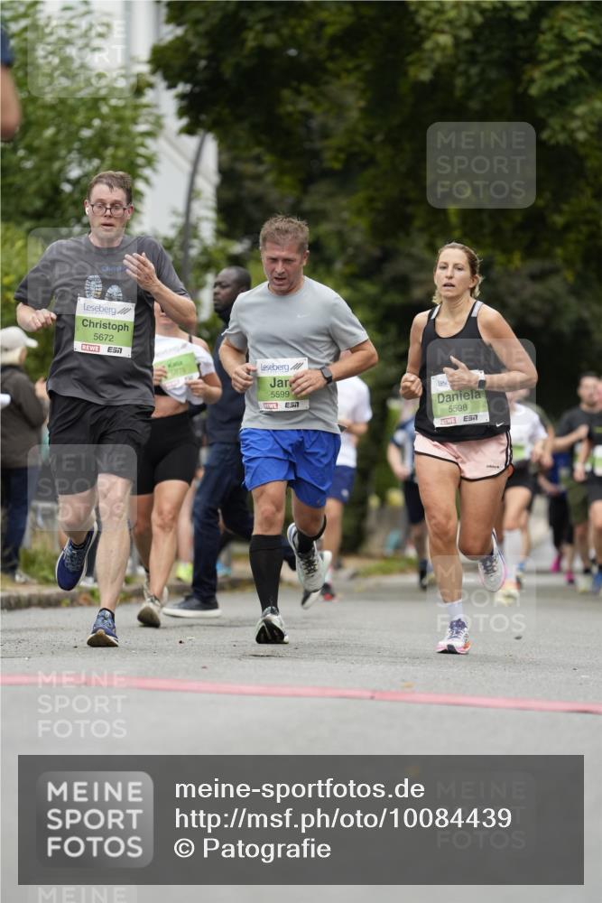 30.08.2026 - Blankeneser Heldenlauf Patografie http://msf.ph/oto/10084439 30.08.2026 10:26:01 Ziel 5491, 5598, 5599, 5612, 5632, 5672, 5740, 5875 meine-sportfotos.de