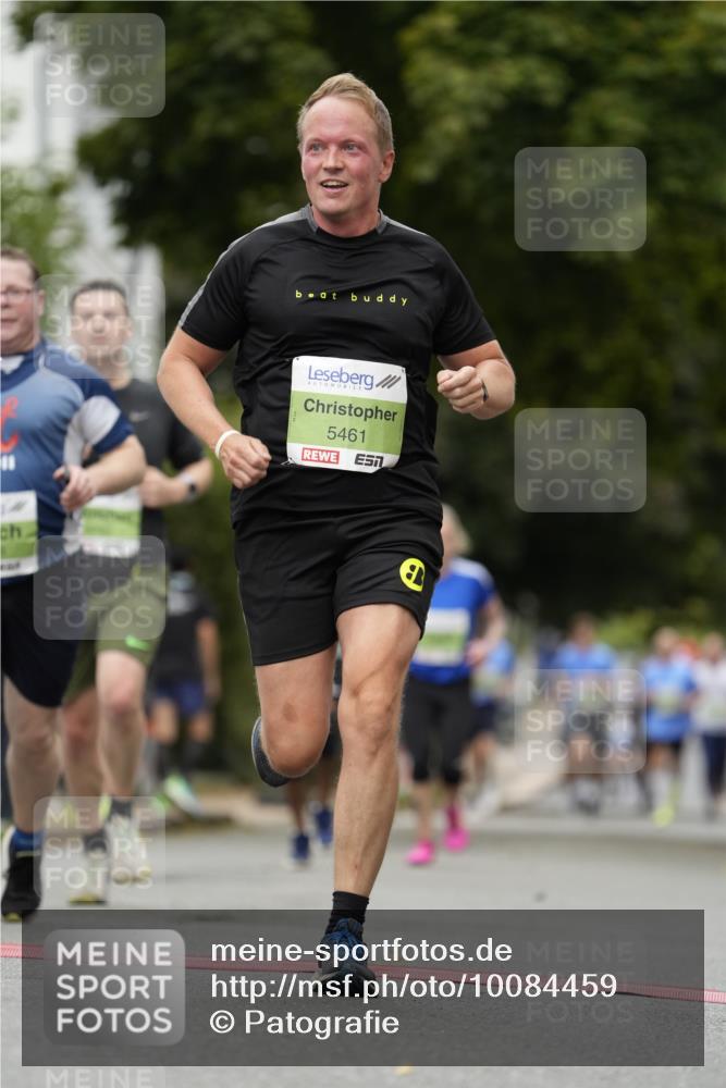 30.08.2026 - Blankeneser Heldenlauf Patografie http://msf.ph/oto/10084459 30.08.2026 10:26:10 Ziel 5284, 5326, 5461, 5598, 5599, 5670, 5671, 5672, 5787, 5792, 5875 meine-sportfotos.de