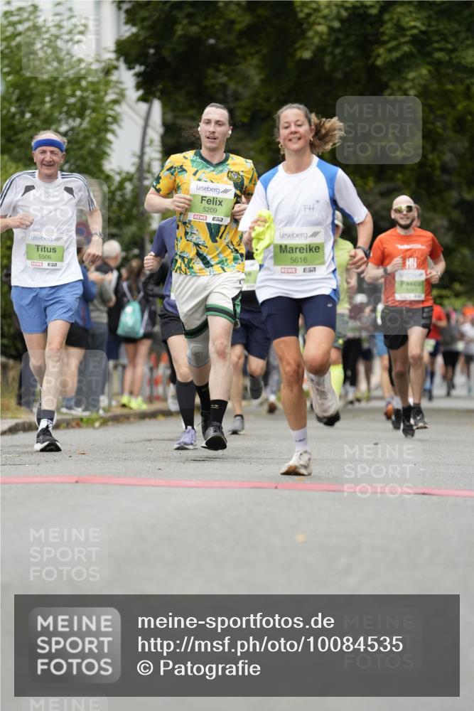 30.08.2026 - Blankeneser Heldenlauf Patografie http://msf.ph/oto/10084535 30.08.2026 10:26:46 Ziel 5023, 5146, 5203, 5209, 5233, 5330, 5503, 5505, 5506, 5616, 5729, 5779 meine-sportfotos.de