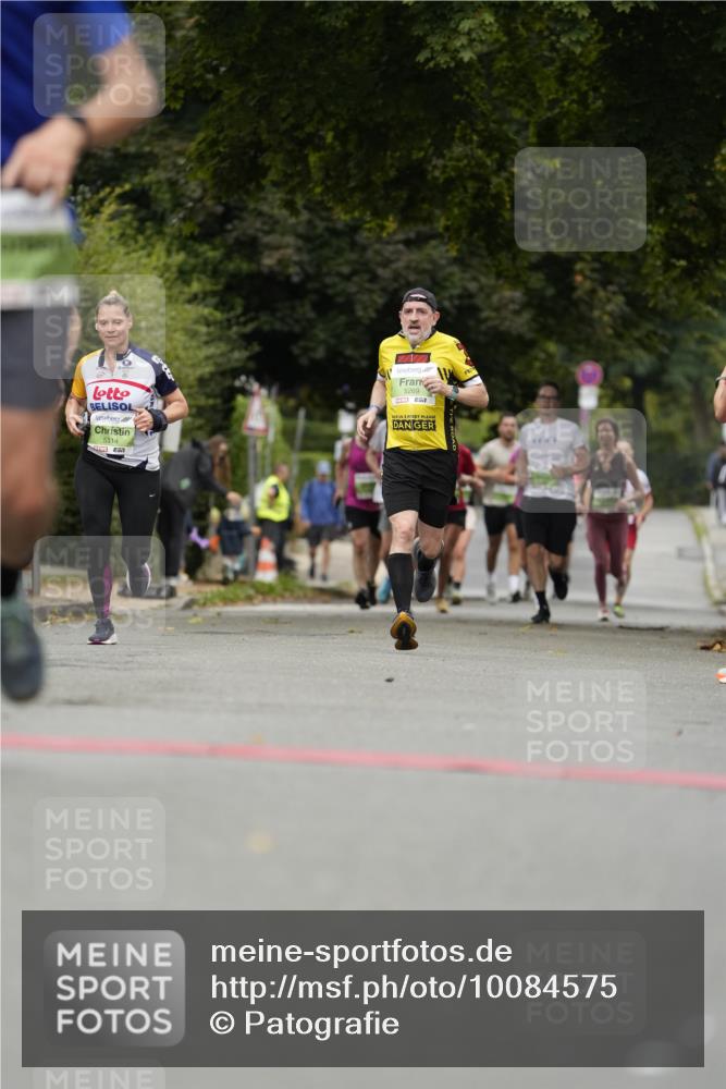 30.08.2026 - Blankeneser Heldenlauf Patografie http://msf.ph/oto/10084575 30.08.2026 10:27:01 Ziel 5018, 5123, 5349, 5450, 5465, 5474, 5498 meine-sportfotos.de