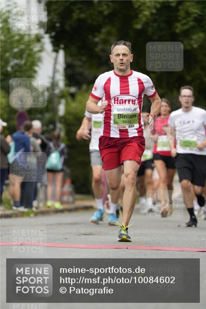30.08.2026 - Blankeneser Heldenlauf Patografie http://msf.ph/oto/10084602 30.08.2026 10:27:12 Ziel 5269, 5314, 5607, 5648, 5724, 5845 meine-sportfotos.de