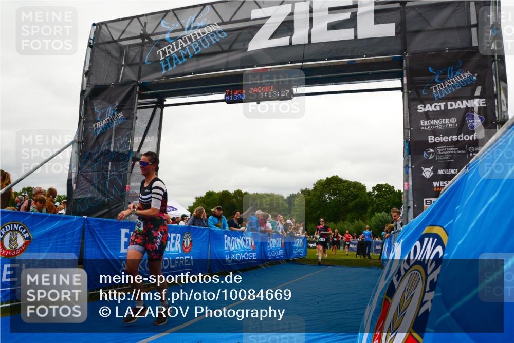 30.08.2026 - Elbe Triathlon Hamburg LAZAROV Photography http://msf.ph/oto/10084669 30.08.2026 11:43:49 Ziel 816, 847, 908, 1345, 1434 meine-sportfotos.de
