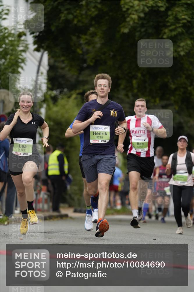 30.08.2026 - Blankeneser Heldenlauf Patografie http://msf.ph/oto/10084690 30.08.2026 10:28:07 Ziel 5225, 5255, 5585, 5650, 5727, 5728, 5855, 5856 meine-sportfotos.de