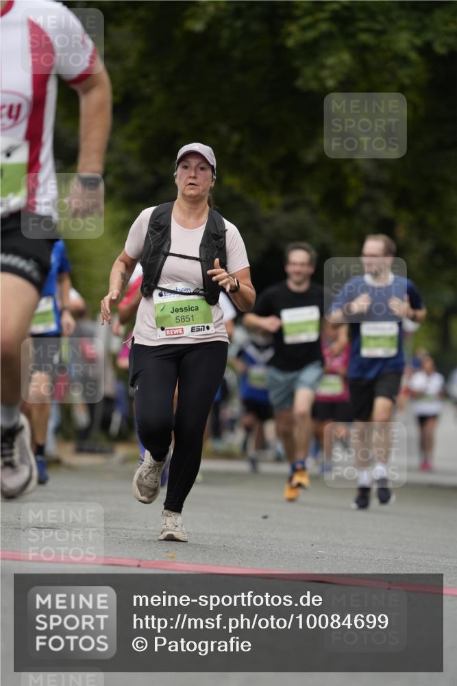 30.08.2026 - Blankeneser Heldenlauf Patografie http://msf.ph/oto/10084699 30.08.2026 10:28:12 Ziel 5537, 5650, 5727, 5728, 5805, 5806, 5807, 5851, 5855 meine-sportfotos.de