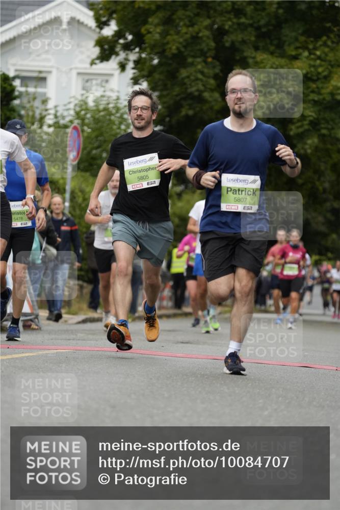 30.08.2026 - Blankeneser Heldenlauf Patografie http://msf.ph/oto/10084707 30.08.2026 10:28:17 Ziel 5130, 5478, 5537, 5650, 5713, 5805, 5806, 5807, 5808, 5851, 5855 meine-sportfotos.de