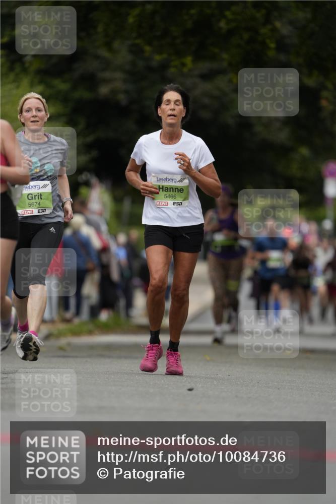 30.08.2026 - Blankeneser Heldenlauf Patografie http://msf.ph/oto/10084736 30.08.2026 10:28:29 Ziel 5082, 5083, 5385, 5663, 5783, 5808, 5850 meine-sportfotos.de