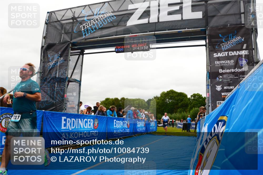 30.08.2026 - Elbe Triathlon Hamburg LAZAROV Photography http://msf.ph/oto/10084739 30.08.2026 11:44:06 Ziel 1227, 1287 meine-sportfotos.de