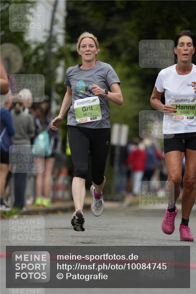 30.08.2026 - Blankeneser Heldenlauf Patografie http://msf.ph/oto/10084745 30.08.2026 10:28:32 Ziel 5082, 5083, 5385, 5466, 5674, 5783 meine-sportfotos.de