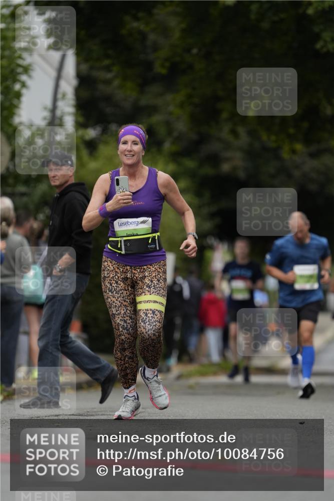 30.08.2026 - Blankeneser Heldenlauf Patografie http://msf.ph/oto/10084756 30.08.2026 10:28:42 Ziel 5466, 5674, 5847 meine-sportfotos.de