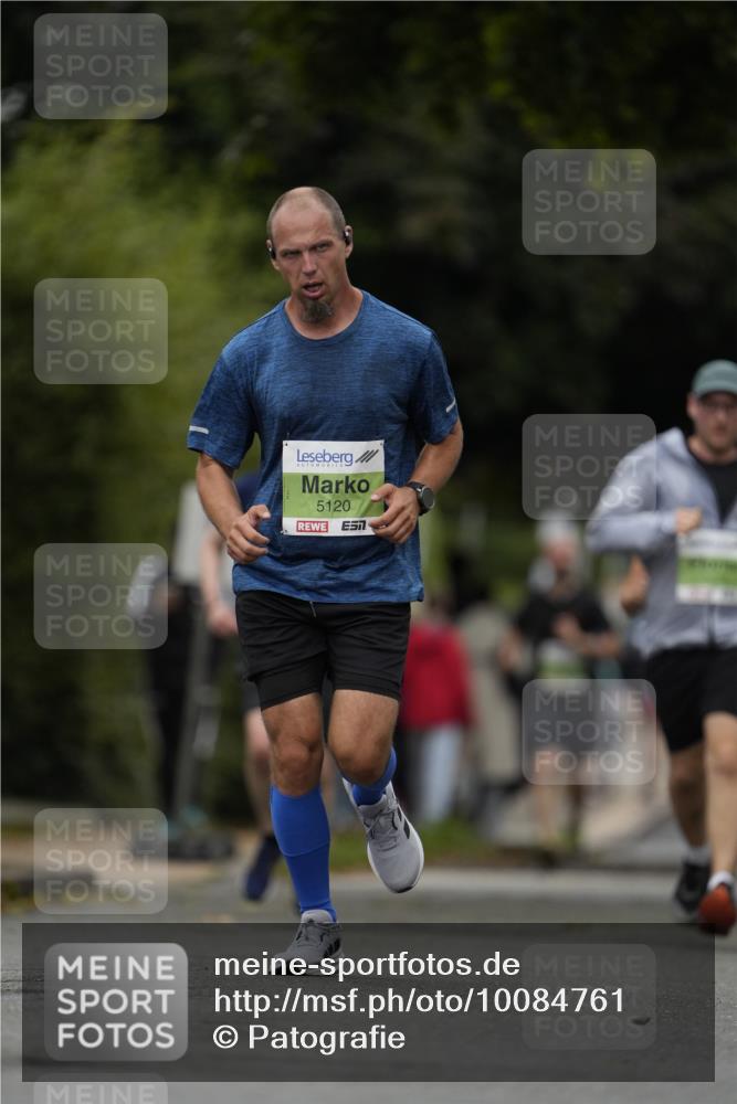 30.08.2026 - Blankeneser Heldenlauf Patografie http://msf.ph/oto/10084761 30.08.2026 10:28:45 Ziel 5120, 5847 meine-sportfotos.de