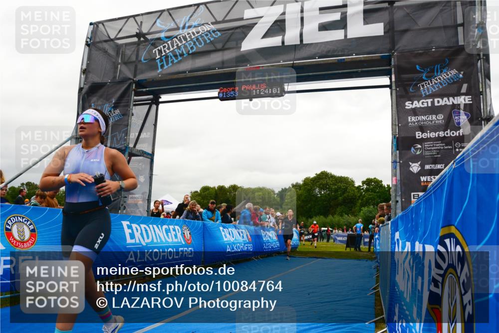 30.08.2026 - Elbe Triathlon Hamburg LAZAROV Photography http://msf.ph/oto/10084764 30.08.2026 11:44:22 Ziel 808, 875, 1239 meine-sportfotos.de