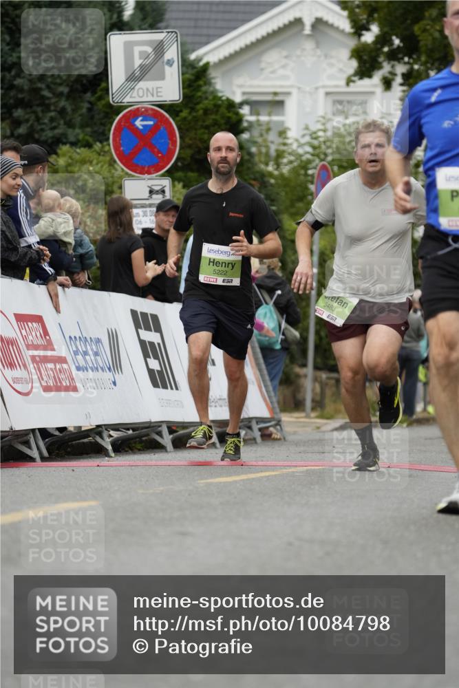 30.08.2026 - Blankeneser Heldenlauf Patografie http://msf.ph/oto/10084798 30.08.2026 10:29:08 Ziel 5014, 5118, 5222, 5286, 5483, 5630, 5895 meine-sportfotos.de