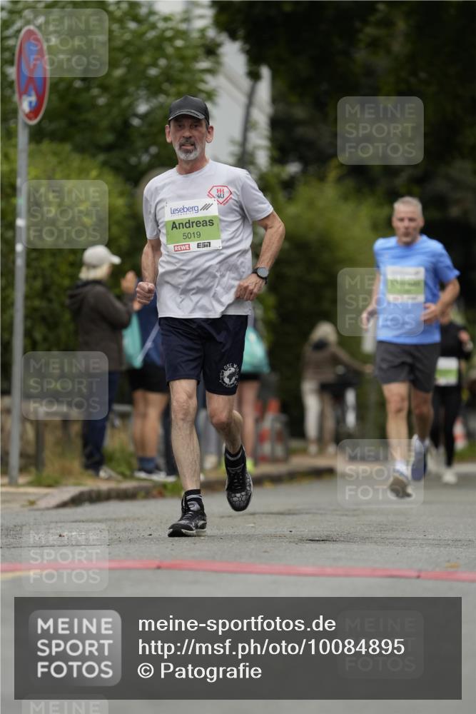 30.08.2026 - Blankeneser Heldenlauf Patografie http://msf.ph/oto/10084895 30.08.2026 10:30:17 Ziel 5019, 5301, 5393, 5597, 5624, 5649 meine-sportfotos.de