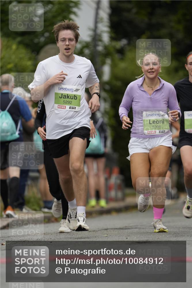 30.08.2026 - Blankeneser Heldenlauf Patografie http://msf.ph/oto/10084912 30.08.2026 10:30:25 Ziel 5019, 5153, 5206, 5213, 5292, 5421, 5470, 5784 meine-sportfotos.de