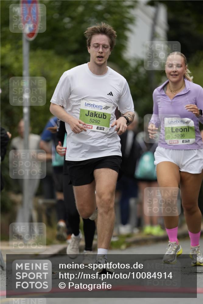 30.08.2026 - Blankeneser Heldenlauf Patografie http://msf.ph/oto/10084914 30.08.2026 10:30:26 Ziel 5019, 5153, 5206, 5213, 5292, 5421, 5470, 5784 meine-sportfotos.de