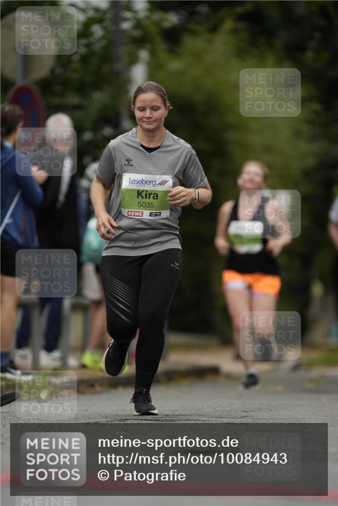 30.08.2026 - Blankeneser Heldenlauf Patografie http://msf.ph/oto/10084943 30.08.2026 10:30:44 Ziel 5071, 5176 meine-sportfotos.de