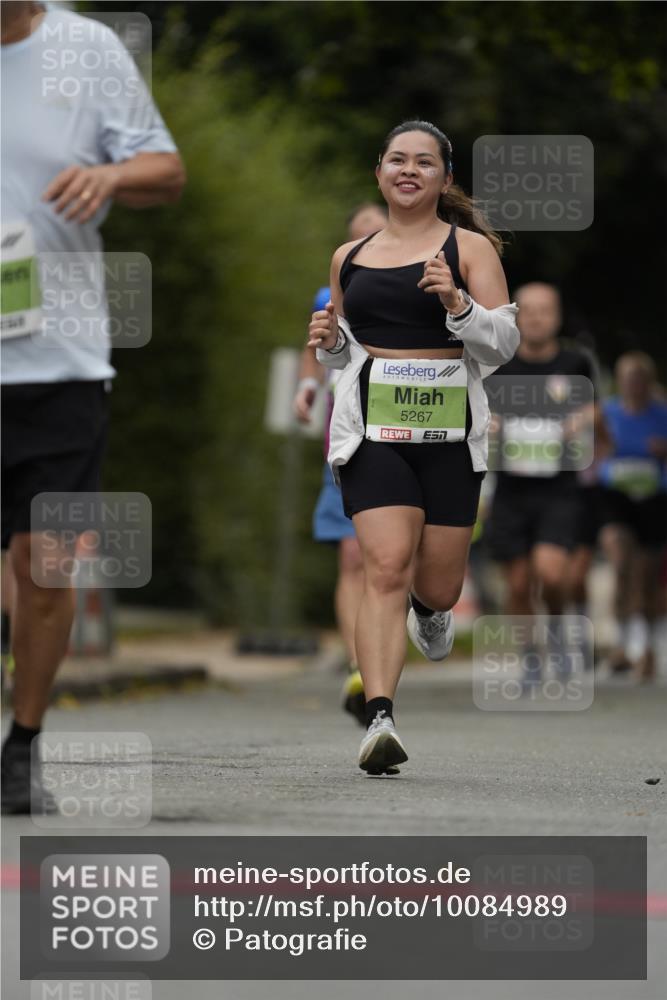 30.08.2026 - Blankeneser Heldenlauf Patografie http://msf.ph/oto/10084989 30.08.2026 10:31:14 Ziel 5182, 5267, 5346, 5514, 5516 meine-sportfotos.de