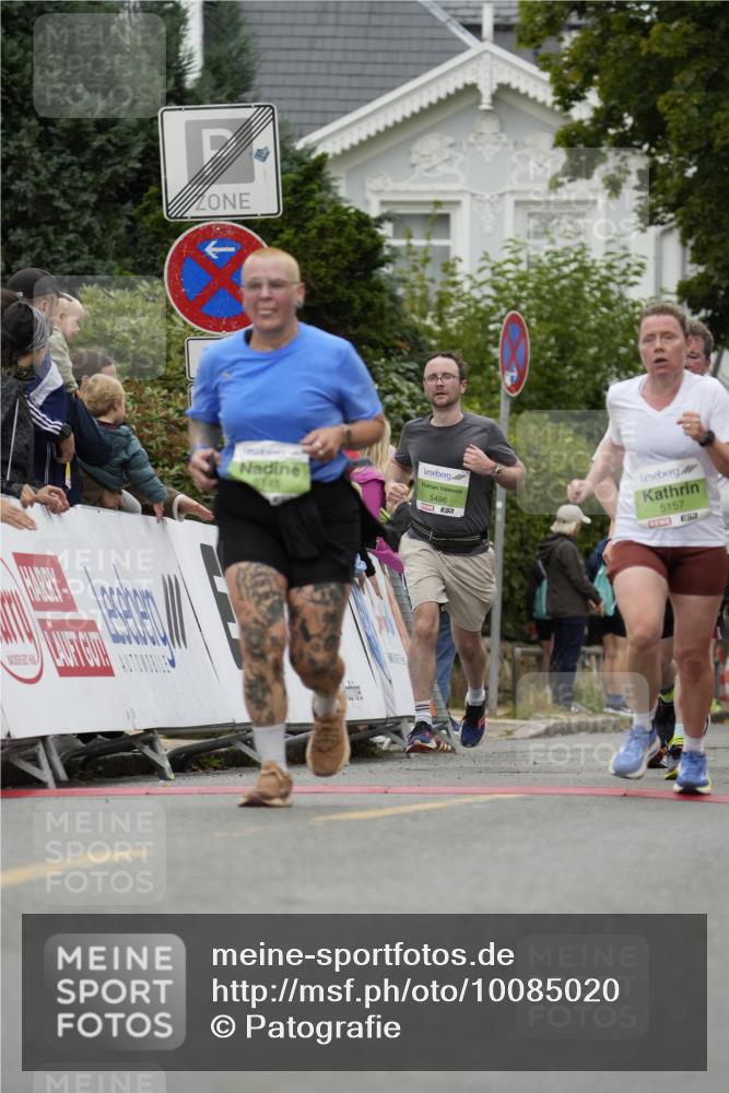 30.08.2026 - Blankeneser Heldenlauf Patografie http://msf.ph/oto/10085020 30.08.2026 10:31:32 Ziel 5057, 5108, 5141, 5157, 5170, 5171, 5496, 5552, 5885, 5892 meine-sportfotos.de