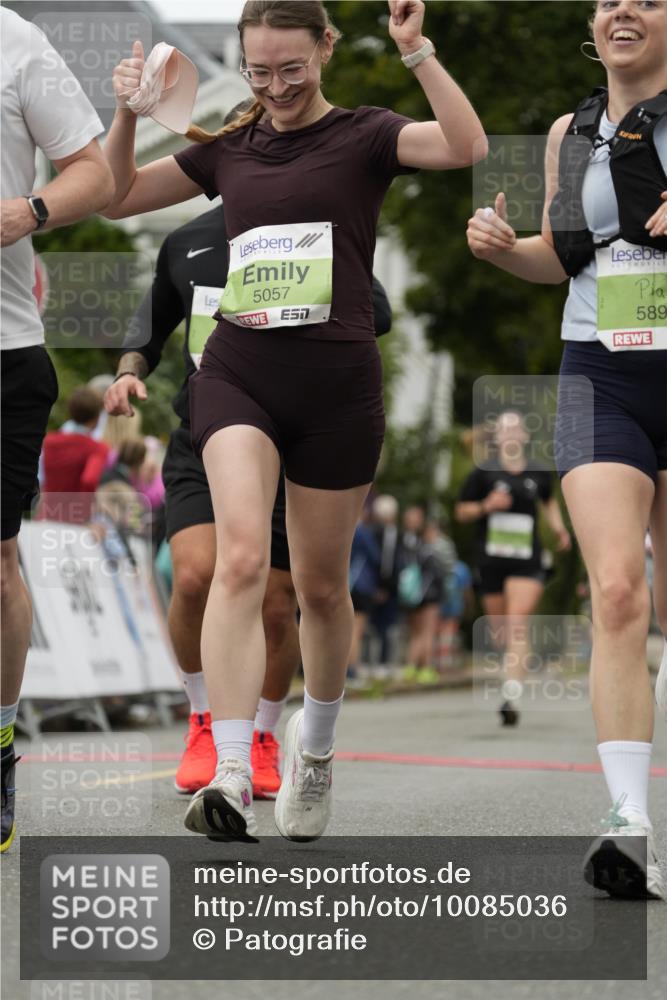30.08.2026 - Blankeneser Heldenlauf Patografie http://msf.ph/oto/10085036 30.08.2026 10:31:36 Ziel 5057, 5141, 5155, 5157, 5170, 5171, 5354, 5496, 5552, 5885, 5892 meine-sportfotos.de