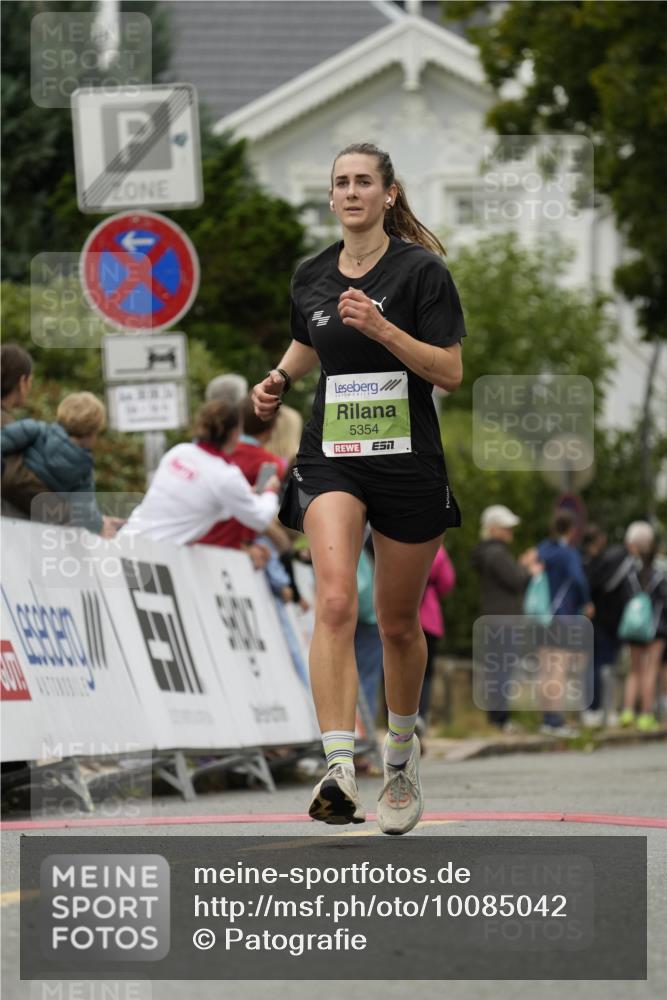 30.08.2026 - Blankeneser Heldenlauf Patografie http://msf.ph/oto/10085042 30.08.2026 10:31:41 Ziel 5057, 5155, 5170, 5171, 5354, 5496, 5892 meine-sportfotos.de