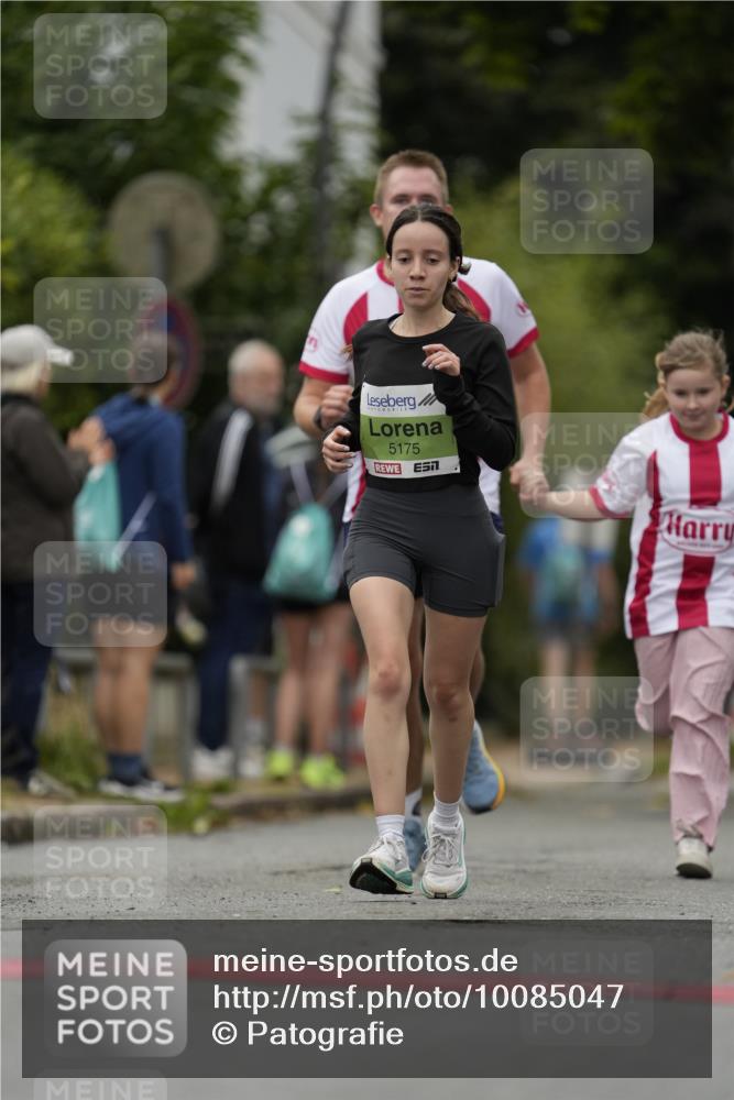 30.08.2026 - Blankeneser Heldenlauf Patografie http://msf.ph/oto/10085047 30.08.2026 10:31:44 Ziel 5155, 5175, 5354, 5652 meine-sportfotos.de