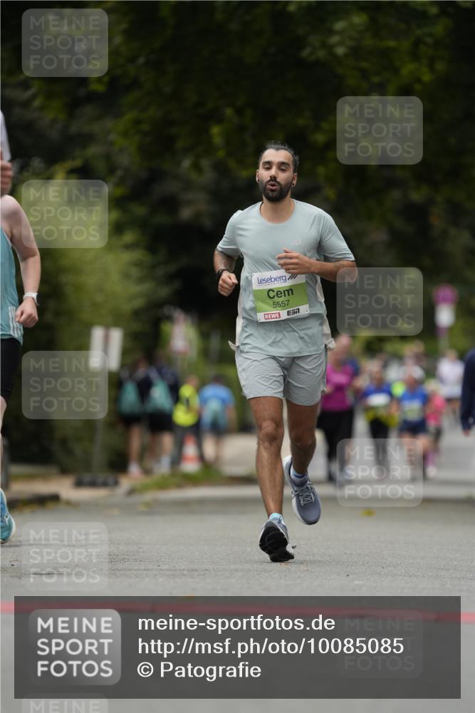 30.08.2026 - Blankeneser Heldenlauf Patografie http://msf.ph/oto/10085085 30.08.2026 10:32:07 Ziel 5025, 5073, 5089, 5138, 5293, 5557, 5609 meine-sportfotos.de