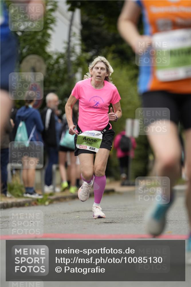 30.08.2026 - Blankeneser Heldenlauf Patografie http://msf.ph/oto/10085130 30.08.2026 10:32:36 Ziel 5003, 5212, 5530, 5692, 5717 meine-sportfotos.de