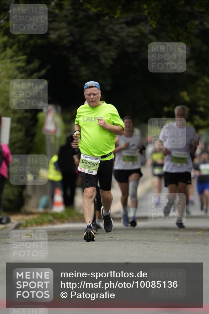 30.08.2026 - Blankeneser Heldenlauf Patografie http://msf.ph/oto/10085136 30.08.2026 10:32:39 Ziel 5003, 5530, 5692, 5717 meine-sportfotos.de
