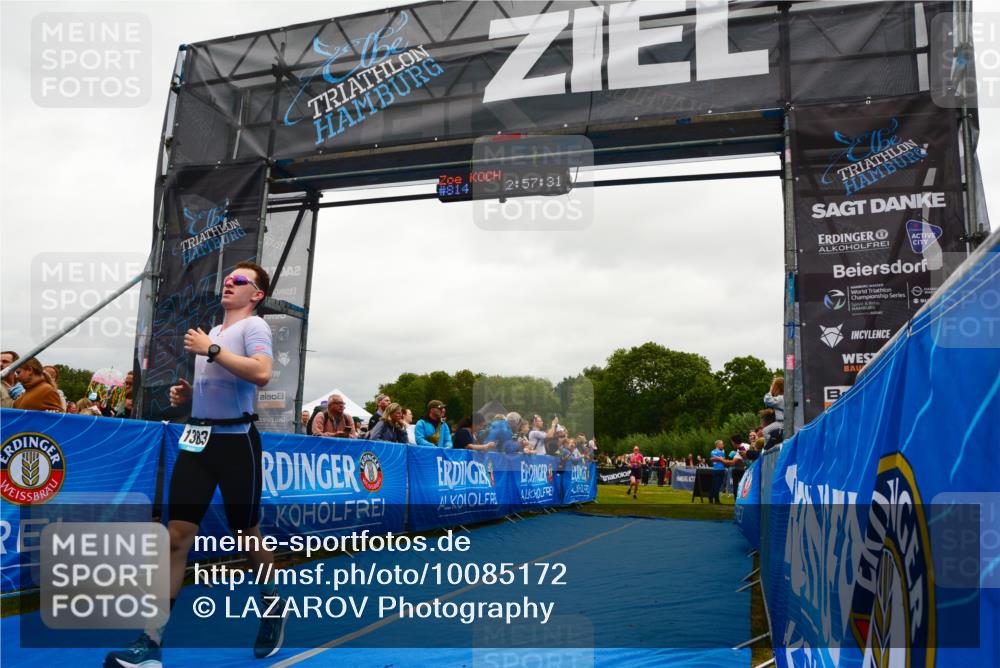 30.08.2026 - Elbe Triathlon Hamburg LAZAROV Photography http://msf.ph/oto/10085172 30.08.2026 11:47:33 Ziel 809, 814, 828, 857, 1383 meine-sportfotos.de