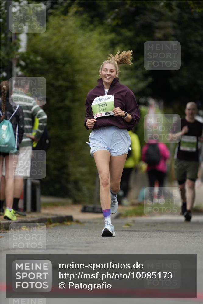 30.08.2026 - Blankeneser Heldenlauf Patografie http://msf.ph/oto/10085173 30.08.2026 10:32:59 Ziel 5046, 5500, 5573 meine-sportfotos.de