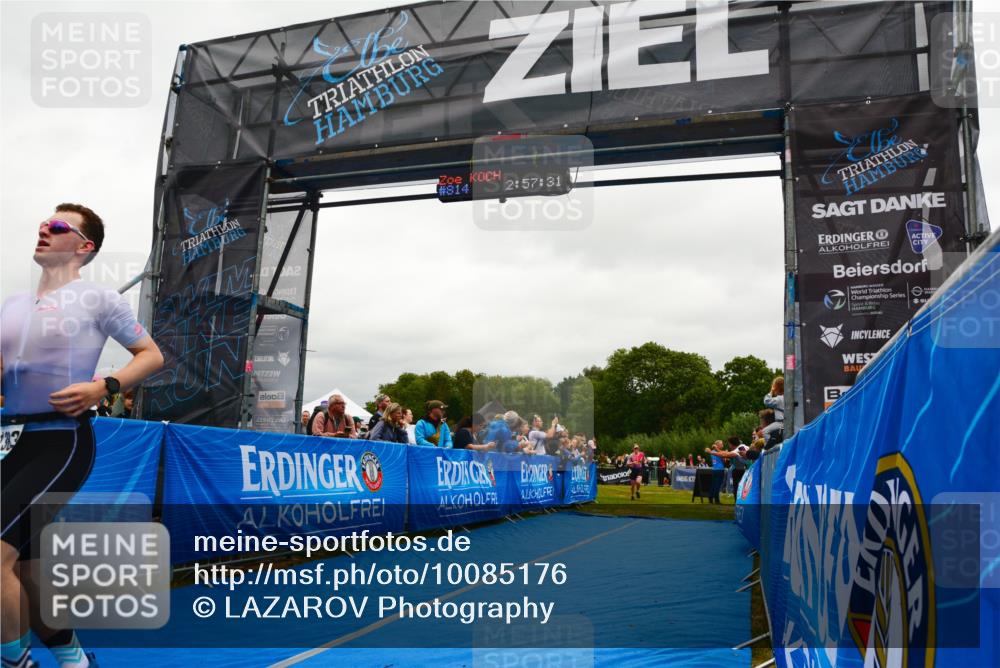 30.08.2026 - Elbe Triathlon Hamburg LAZAROV Photography http://msf.ph/oto/10085176 30.08.2026 11:47:33 Ziel 809, 814, 828, 857, 1383 meine-sportfotos.de