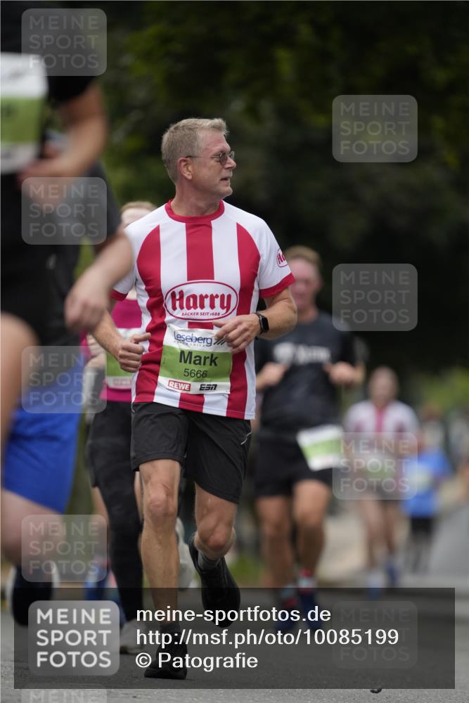 30.08.2026 - Blankeneser Heldenlauf Patografie http://msf.ph/oto/10085199 30.08.2026 10:33:15 Ziel 5044, 5129, 5249, 5463, 5666, 5683, 5684 meine-sportfotos.de